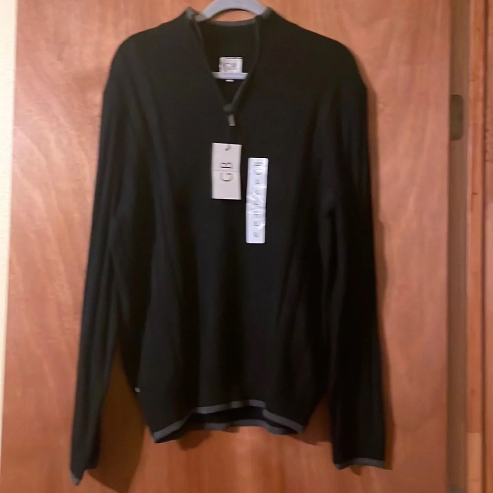NWT Geoffrey Beene men’s sweater black w/gray stripe at hems & collar (OLCC)